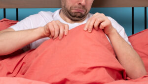 朝立ちはなぜ起こる？男なら知るべき朝立ちの4つの事実！